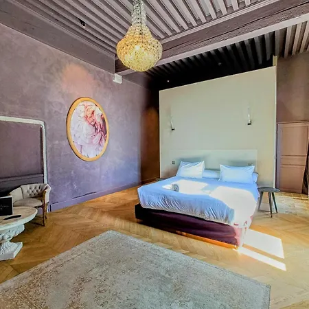Les De La Renaissance Szálloda 3*