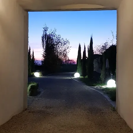 Les De La Renaissance 3*