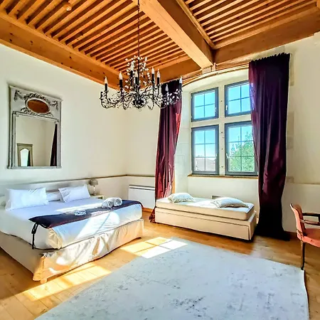 Les De La Renaissance Szálloda 3*