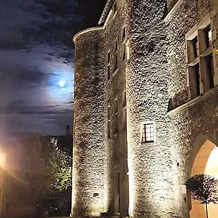 Les De La Renaissance Szálloda