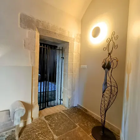 Les De La Renaissance Szálloda 3*